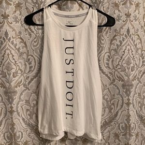 Nike Women’s tank top